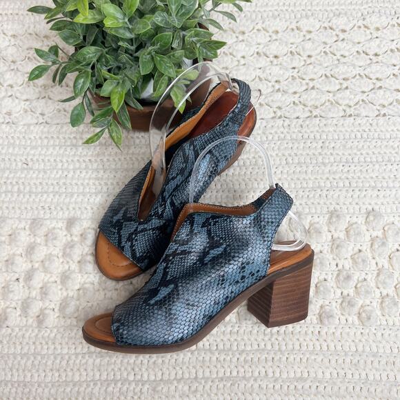 LUCKY BRAND Women's 6.5 Rhazy Bluestone Leather Snake Slingback Sandal Shoe NEW - Picture 3 of 16